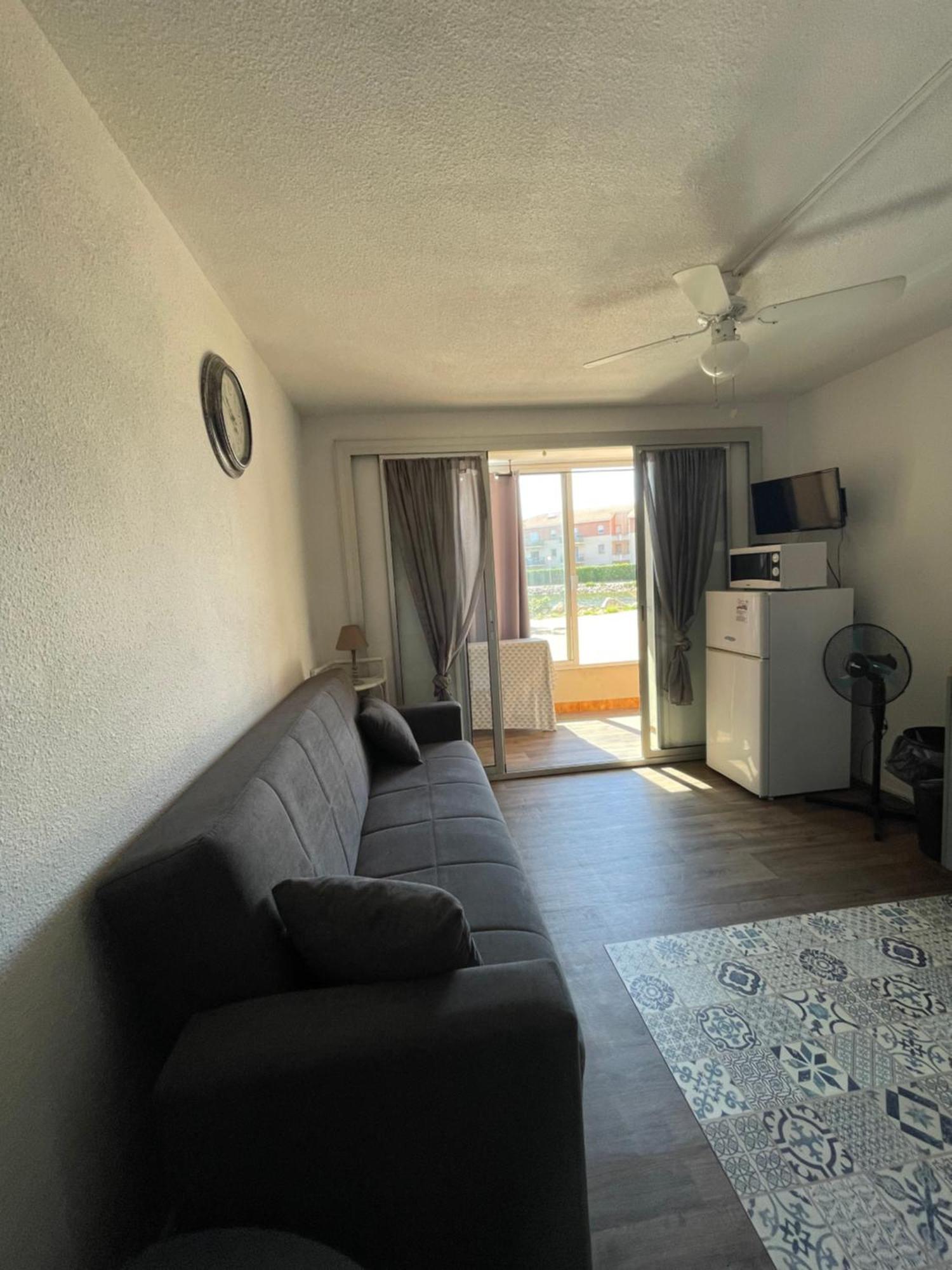Parenthese Au Bord De L'eau Apartment Port-la-Nouvelle